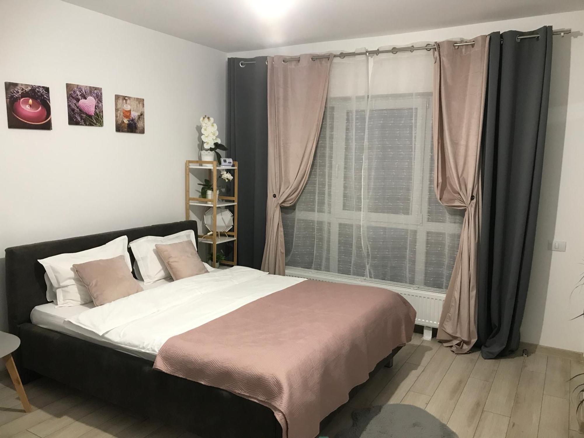 Deea H24 Daire Rîşnov Dış mekan fotoğraf